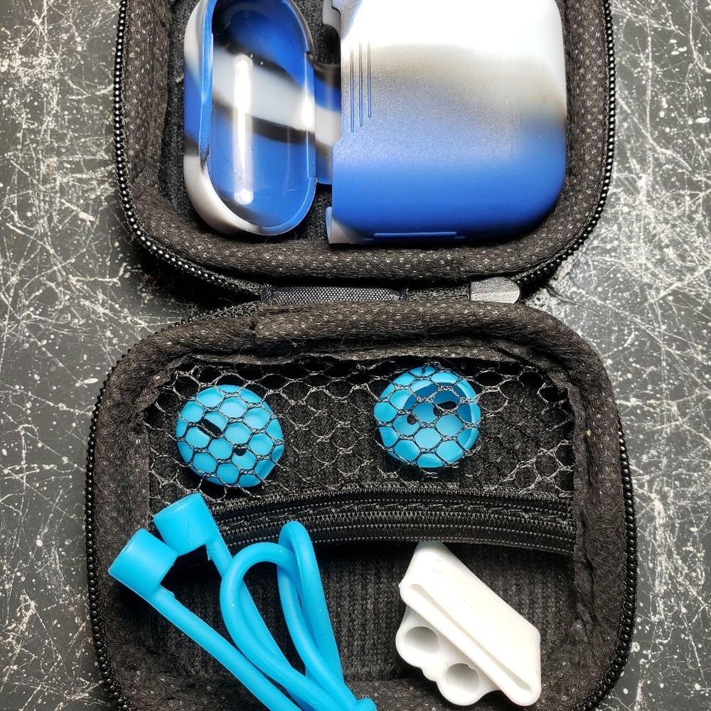 Apple airpods protective and travel case